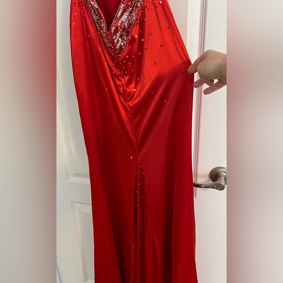 Prom / Formal Gown - Picture 5 of 11